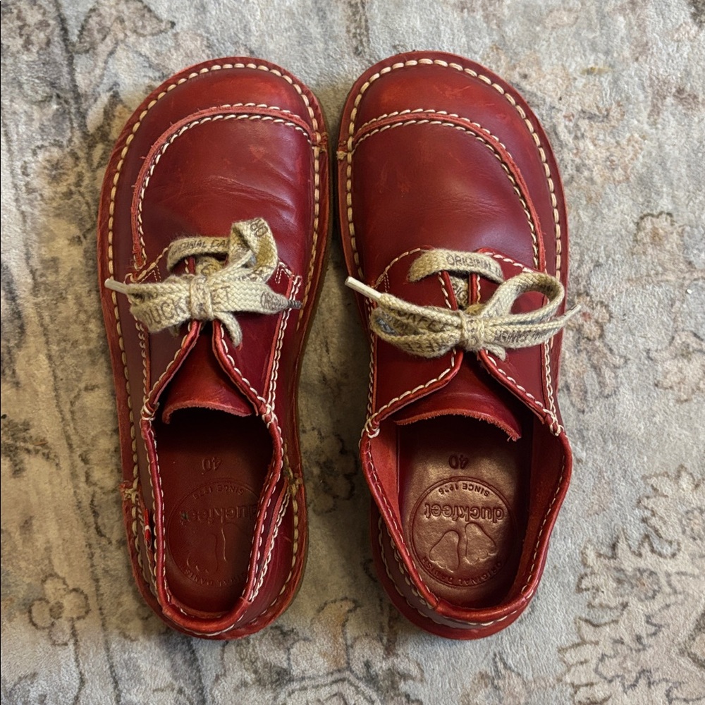 Duckfeet Fyn Red Leather Shoes - Picture 4 of 11
